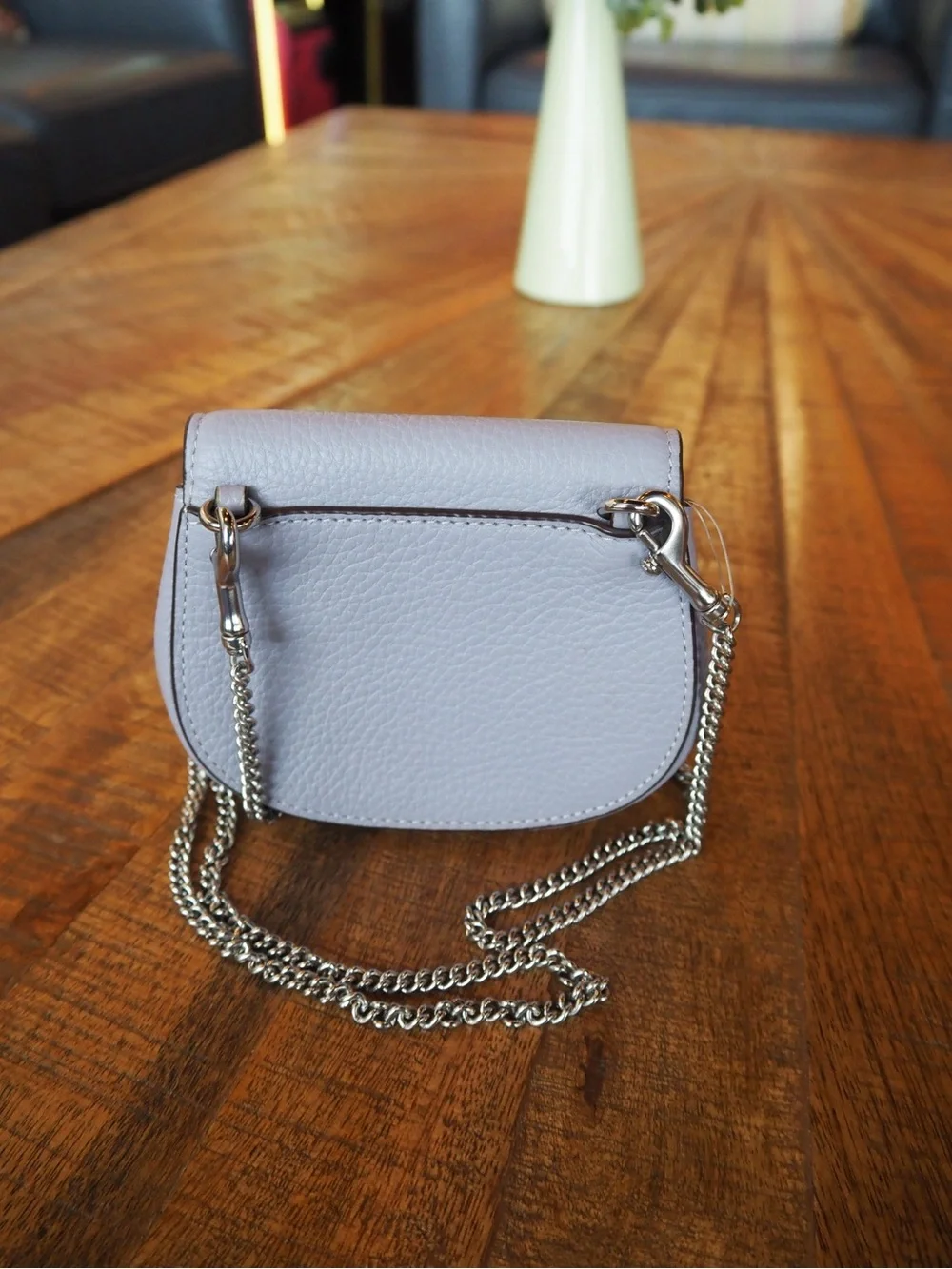 Coach compact pebble